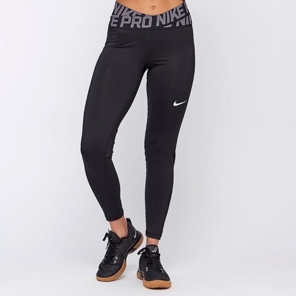 nike pro intertwist leggings black